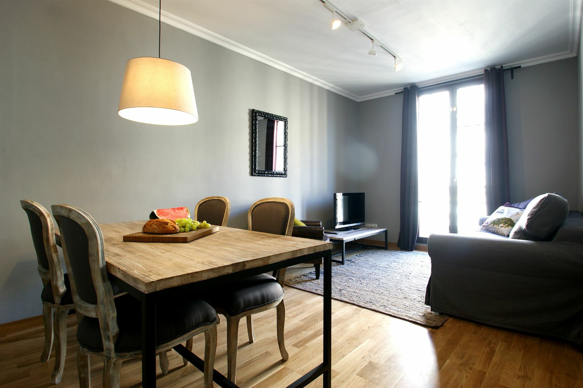 Short Stay Group Paseo De Gracia Serviced Apartments Barcelona Exteriör bild
