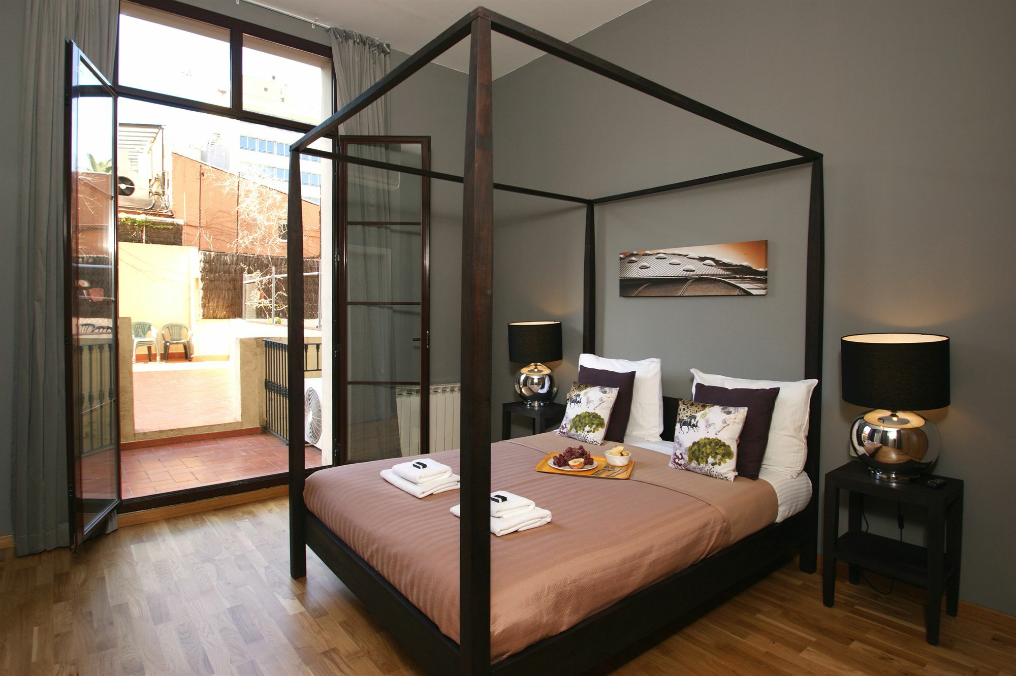Short Stay Group Paseo De Gracia Serviced Apartments Barcelona Exteriör bild